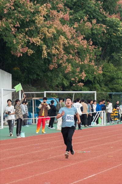 男子青年100m 鲁洋 男子青年100m 鲁洋